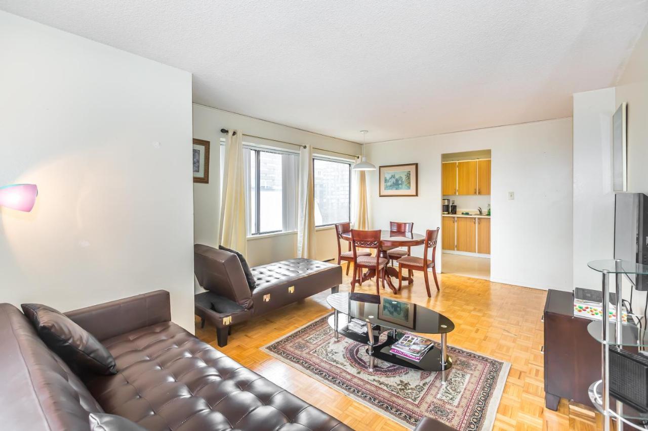 Toronto Furnished Living-Gerard Apartment Exterior foto