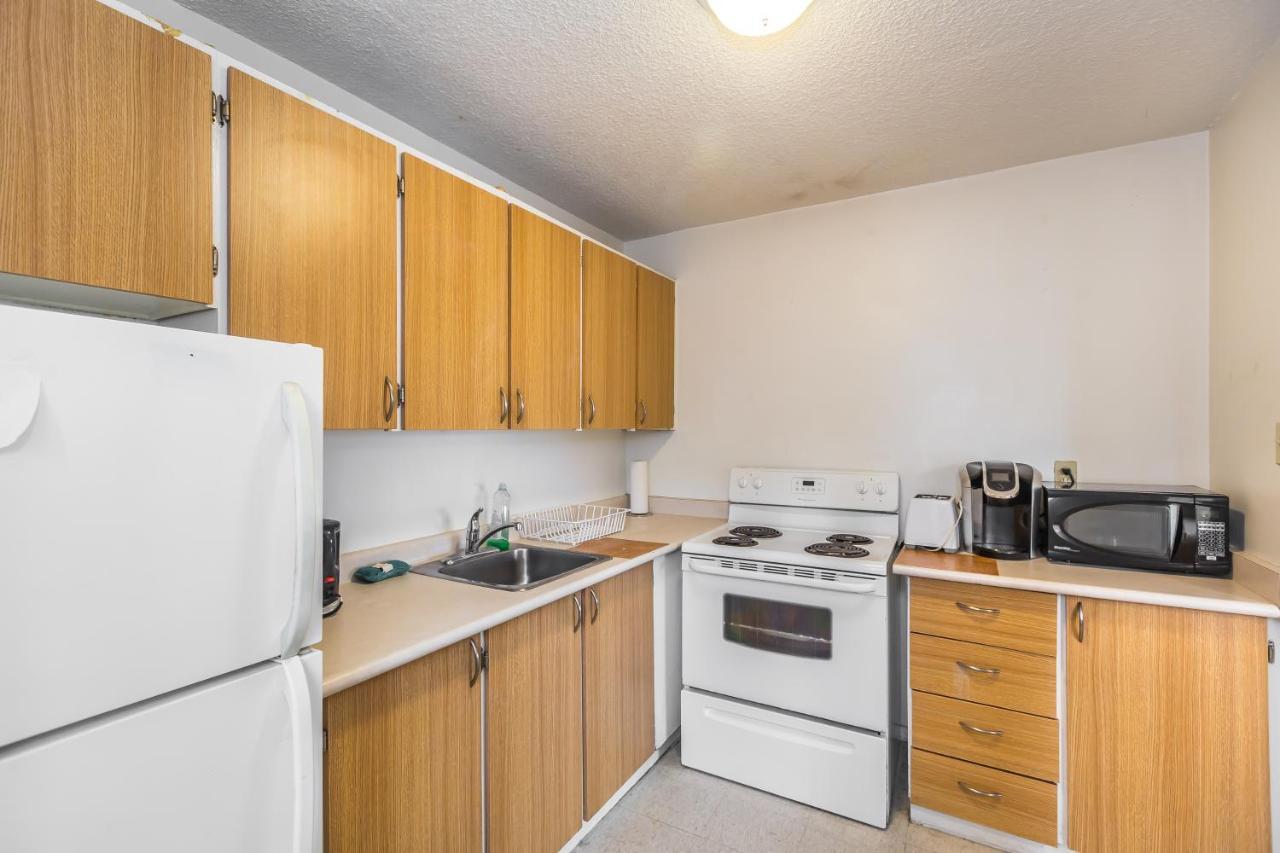 Toronto Furnished Living-Gerard Apartment Exterior foto