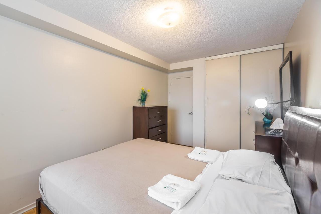 Toronto Furnished Living-Gerard Apartment Exterior foto