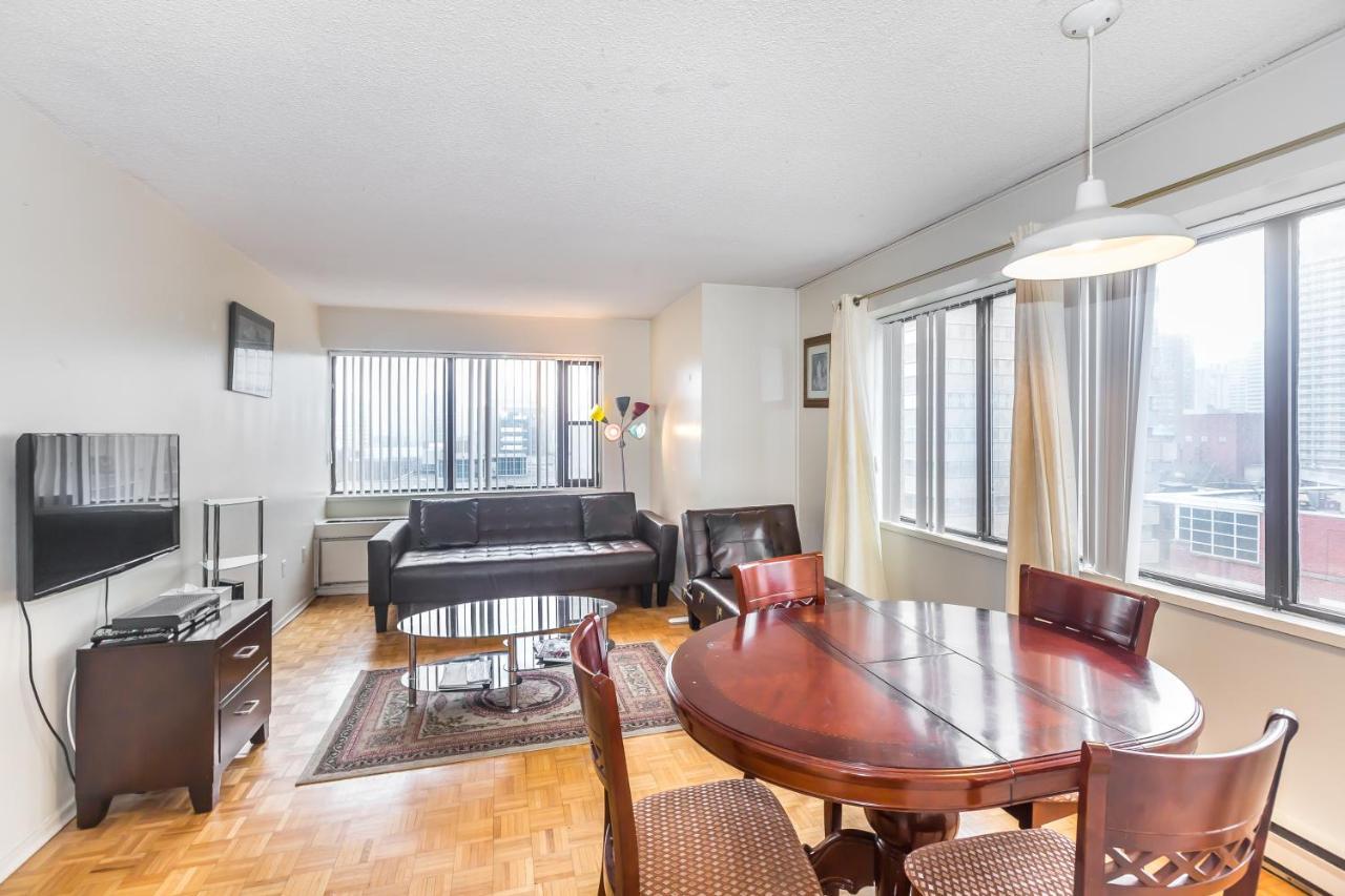 Toronto Furnished Living-Gerard Apartment Exterior foto