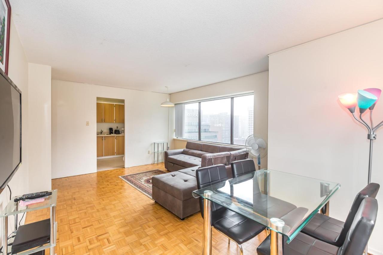 Toronto Furnished Living-Gerard Apartment Exterior foto