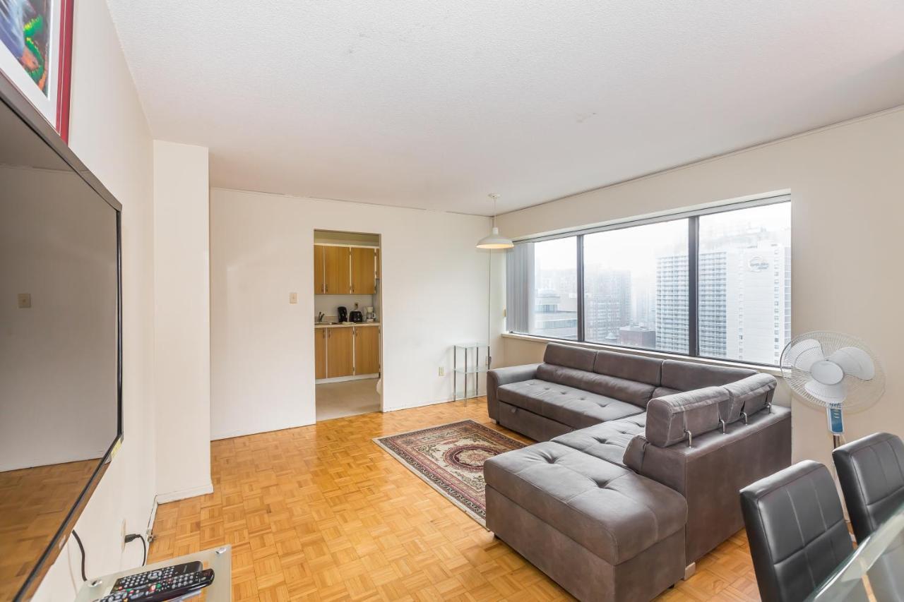 Toronto Furnished Living-Gerard Apartment Exterior foto