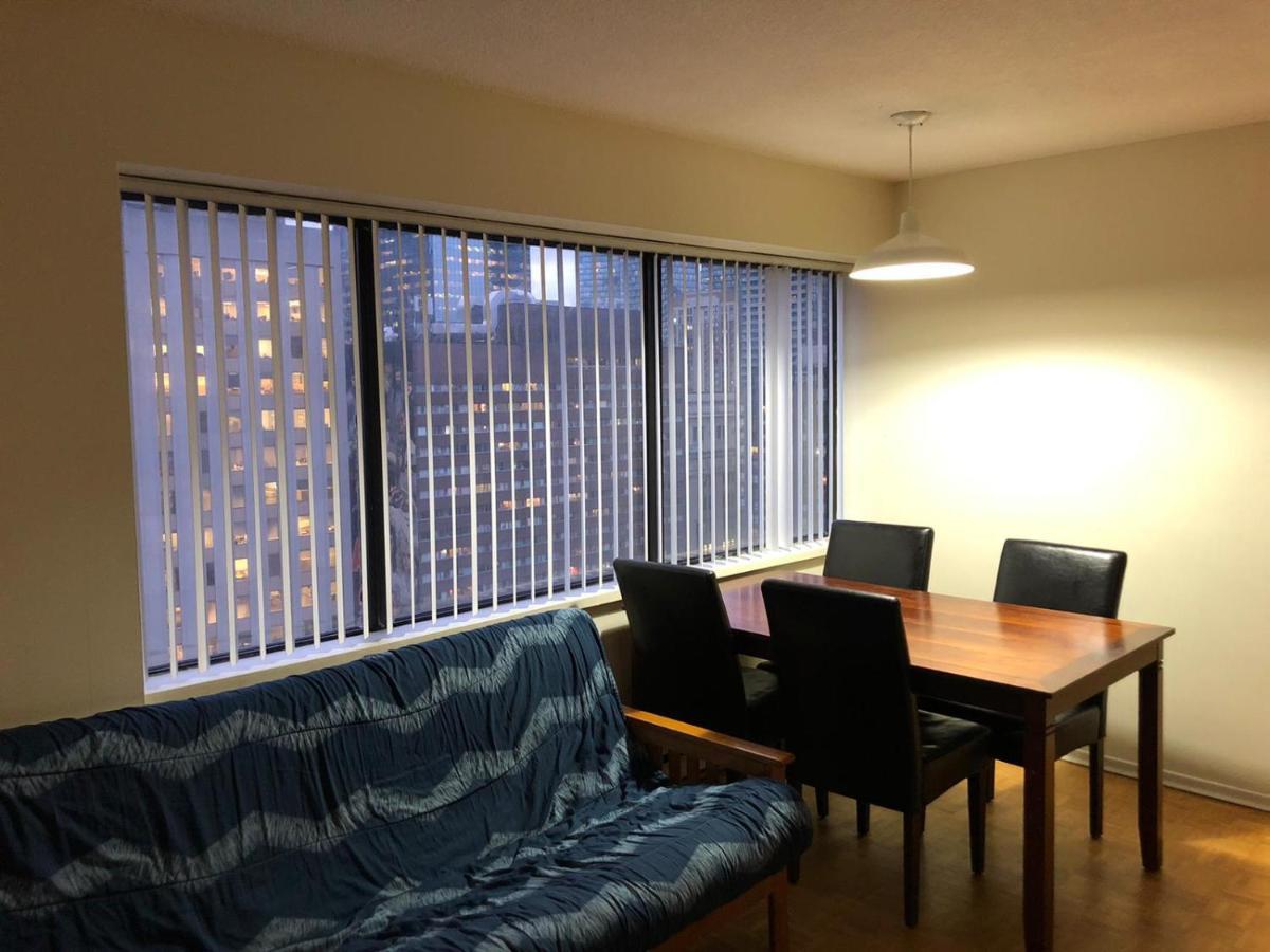 Toronto Furnished Living-Gerard Apartment Exterior foto